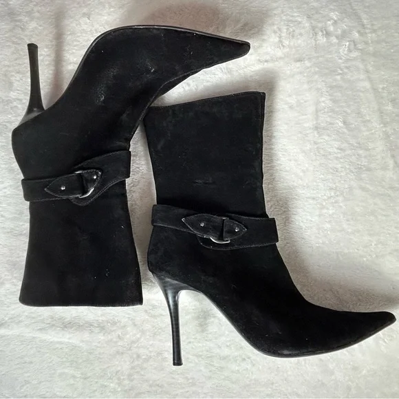 Bella Gioia Black Faux Suede Stiletto Heeled 4”Pointed Toe Zipper Boots Size 7.5 - Picture 6 of 11